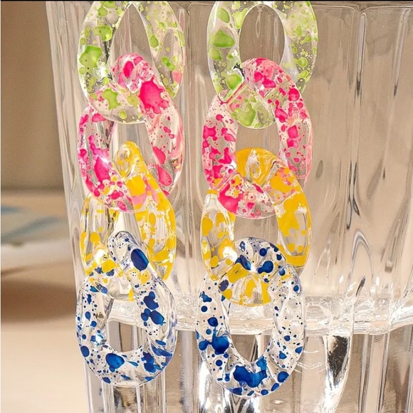 SALE! ⭐️ 2 for $20 Large acrylic graffiti dangle earrings! Chunky drop earrings! - Picture 2 of 6